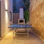 Villa Luxury 5 Bedroom In Great Sea Views