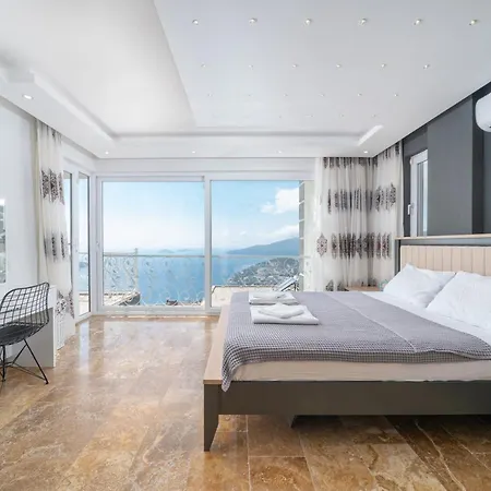 Luxury 5 Bedroom In Great Sea Views Vila *